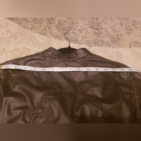 Spring jacket  size xs olive green color, Brand: Mango - Picture 4 of 7